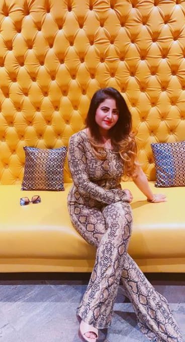  call girls service in Vadodara